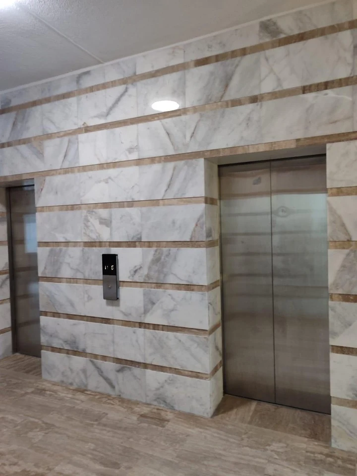 Elevator lobby inside Ande Tower 2
